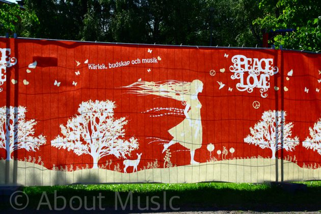 PEACE & LOVE © About Musïc | Jasmin Zekl