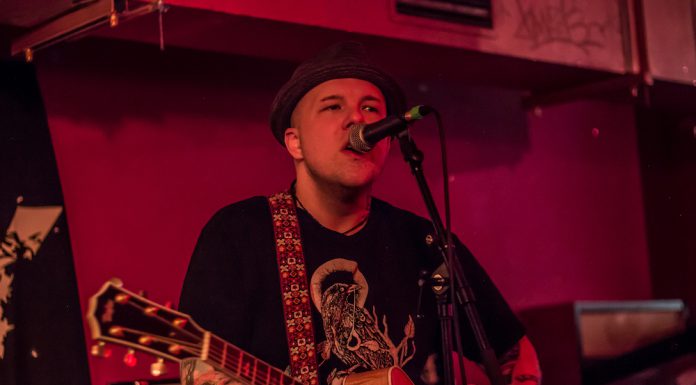 Kris Roe – Konzert am 19.01.2016 im 1210 in Stuttgart