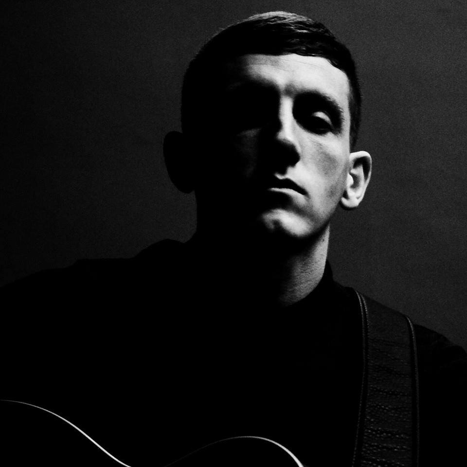 © www.facebook.com/louisberry