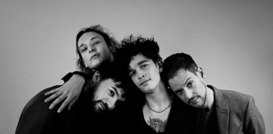 The 1975 sagen Europa Tournee ab
