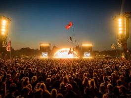 Auch das Roskilde Festival hat sein Line Up erweitert Roskilde Festival 2015 - Orange Stange © Joeri Swerts headshot.be