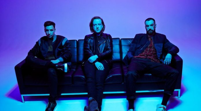 Two Door Cinema Club in Stuttgart – 18.02.2017