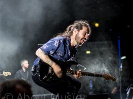 Biffy Clyro verschieben ihr neues Album