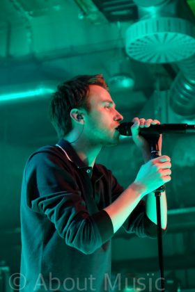 Clueso @ Im Wizemann Stuttgart 03-02-2017 © About Musïc | J. Zekl