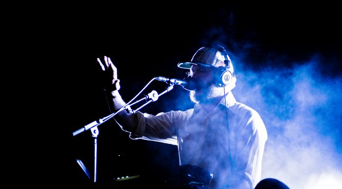 Bon Iver kündigt neue EP SABLE an