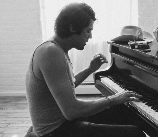 Cameron Avery in Deutschland