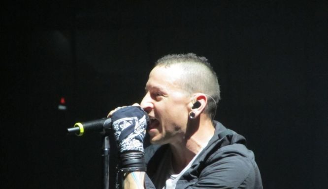 +++ EIL +++ Linkin Park Sänger Chester Bennington begeht scheinbar Suizid!