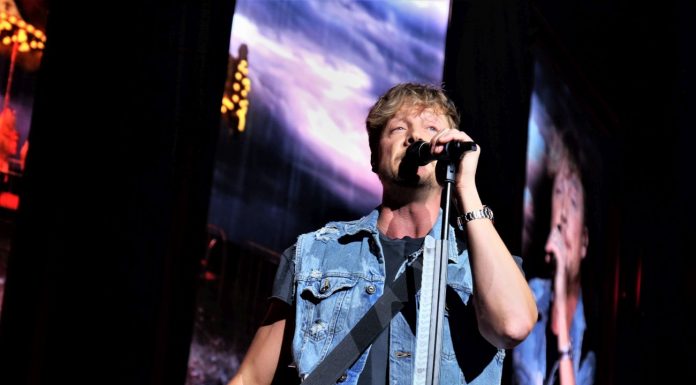 Sunrise Avenue in der Hanns-Martin-Schleyerhalle in Stuttgart – 03.03.2018