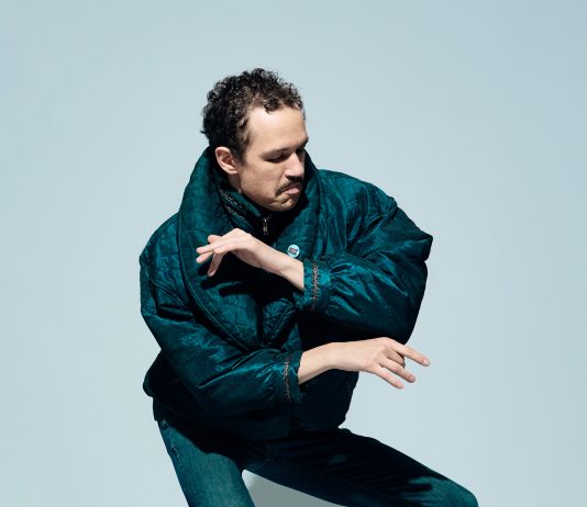 Neue Single von Darwin Deez – World’s Best Kisser
