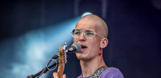 Gus Dapperton kommt nächstes Jahr auf Tour