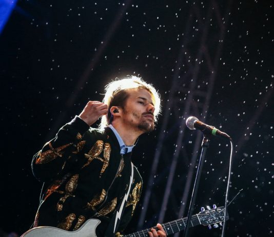 Bonaparte melden sich mit neuem Song und einer Tour zurück