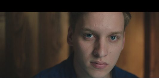 George Ezra veröffentlicht seine neue Single Hold My Girl