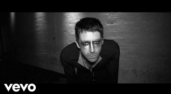 Spooky Miles Kane überrascht mit neuer Single LA Five Four (309)