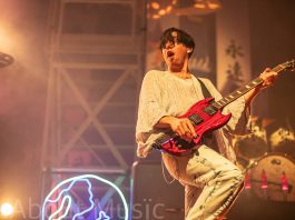 Bilderbuch gehen auf Softpower Tour 2024