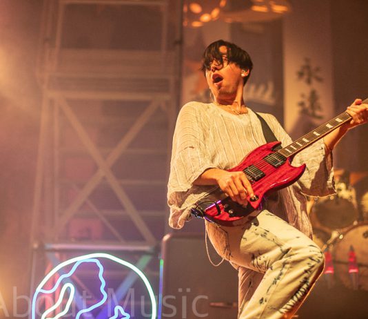 Bilderbuch gehen auf Softpower Tour 2024