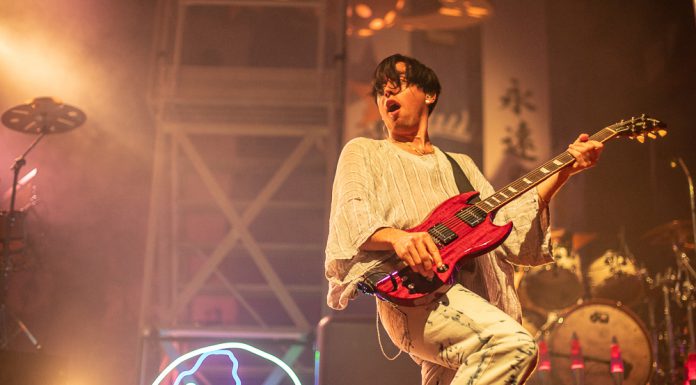 Bilderbuch gehen auf Softpower Tour 2024