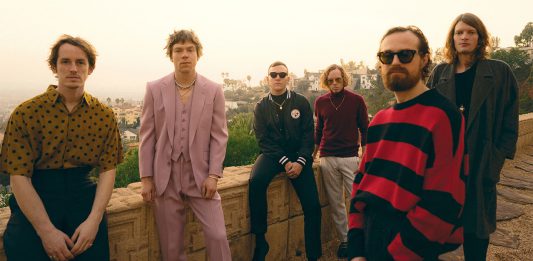 Cage The Elephant und Iggy Pop veröffentlichen neue Version von Broken Boy