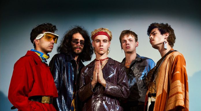 HMLTD kündigen ihr Debüt West of Eden an