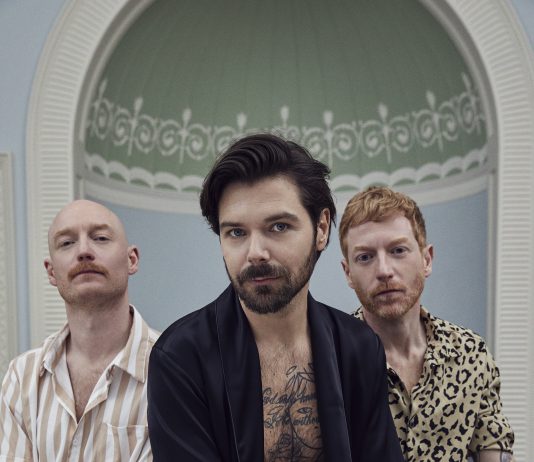 Biffy Clyro kündigen neues Album an