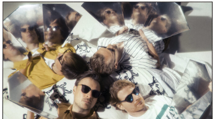 Django Django kündigen neues Album Glowing In The Dark an und veröffentlichen den Titeltrack