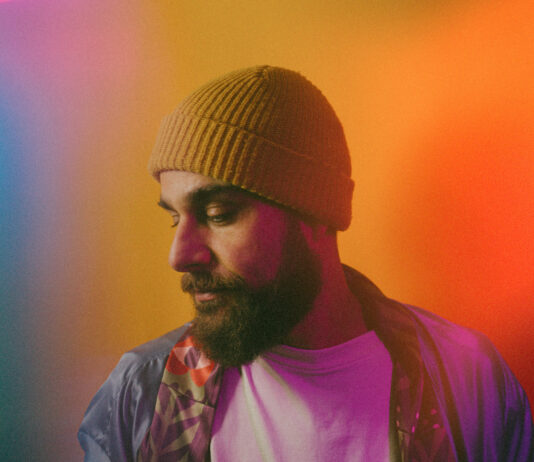 Mädness hat mit „Mäd Löve“ ein neues Album am Start