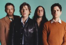 Die Kings of Leon teilen mit „Echoing“ eine weitere neue Single