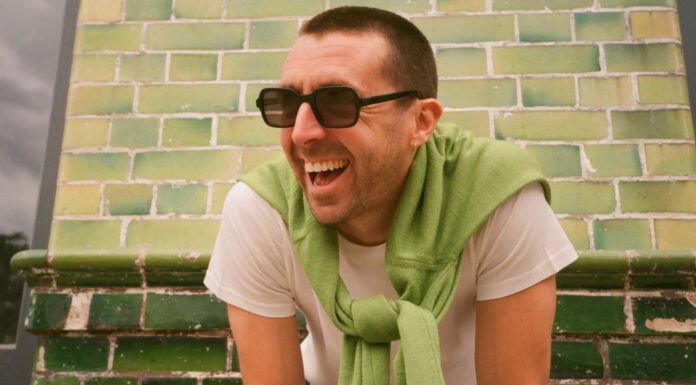 Nothing´s Ever Gonna Be Good Enough – Miles Kane