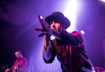 Gelungener Wochenstart mit Maxïmo Park Im Wizemann