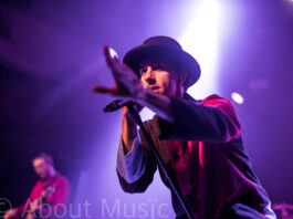 Gelungener Wochenstart mit Maxïmo Park Im Wizemann