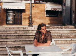 Warhaus geht im kommenden Jahr auf Tour