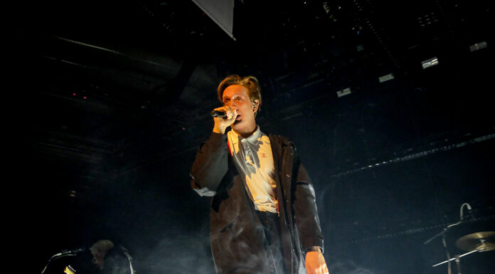 Kraftklub reißen die Schleyerhalle ab