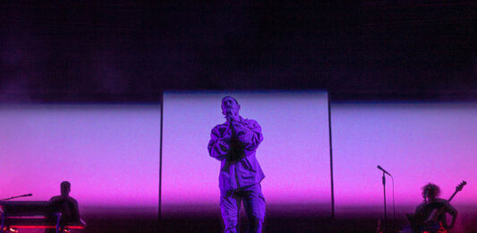 Dermot Kennedy begeistert Stuttgart mit seinen emotionalen Songs