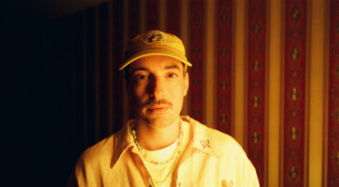 Casper kündigt neues Album an – nur liebe, immer.