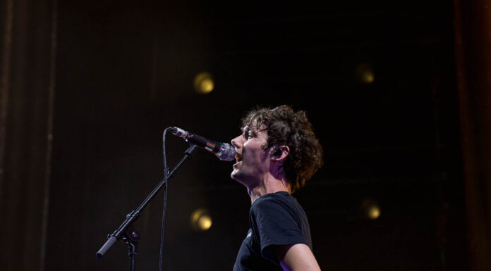 AnnenMayKantereit waren auf dem Cannstatter Wasen in Stuttgart