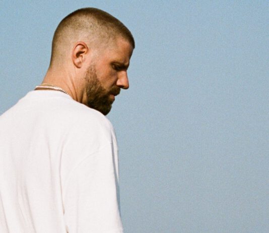 Tua veröffentlicht neue Single und kündigt neues Album an