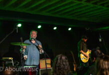 Arab Strap waren in Stuttgart und performten Philophobia