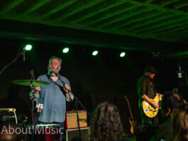 Arab Strap waren in Stuttgart und performten Philophobia