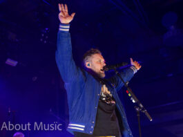 Fatoni war mit seiner Wunderbare Welttournee in Stuttgart