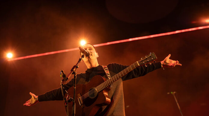 Provinz in der ausverkauften Porsche Arena in Stuttgart