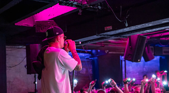 Estikay spielte am Samstagabend ein Konzert in der Stuttgarter Schräglage