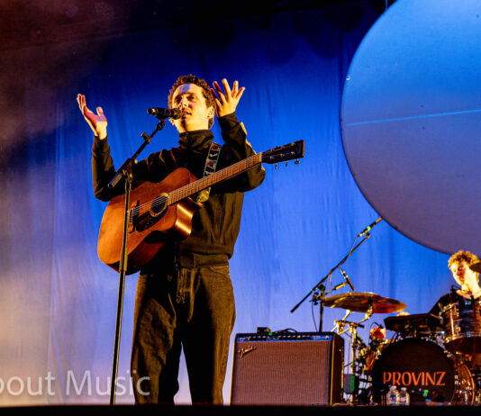 Provinz kündigen neues Album Pazifik an