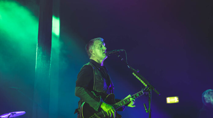 Queens of the Stone Age in Stuttgart: Memento Mori mit Vollgas
