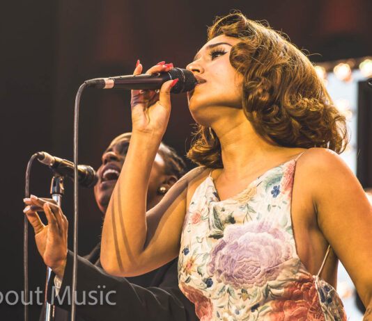 RAYE | Jacob Collier bei den JazzOpen Stuttgart 2025