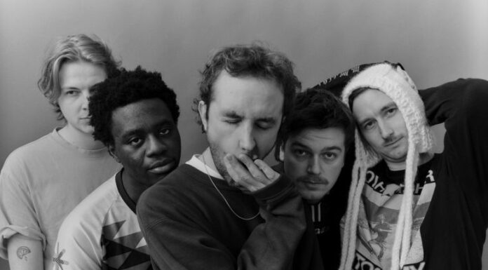 Gewinnspiel: EASY EASY in Stuttgart